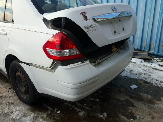 3N1BC11E69L449976 - 2009 NISSAN VERSA S WHITE photo 9