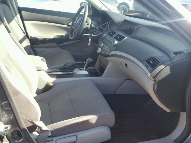 1HGCP2F40BA041290 - 2011 HONDA ACCORD LXP GRAY photo 5