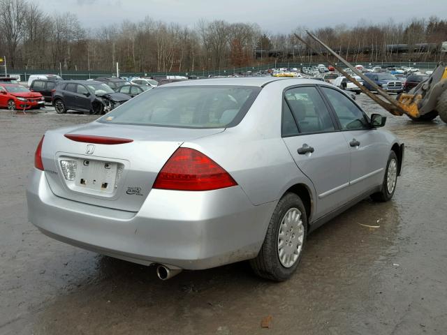 1HGCM56116A145681 - 2006 HONDA ACCORD VAL SILVER photo 4