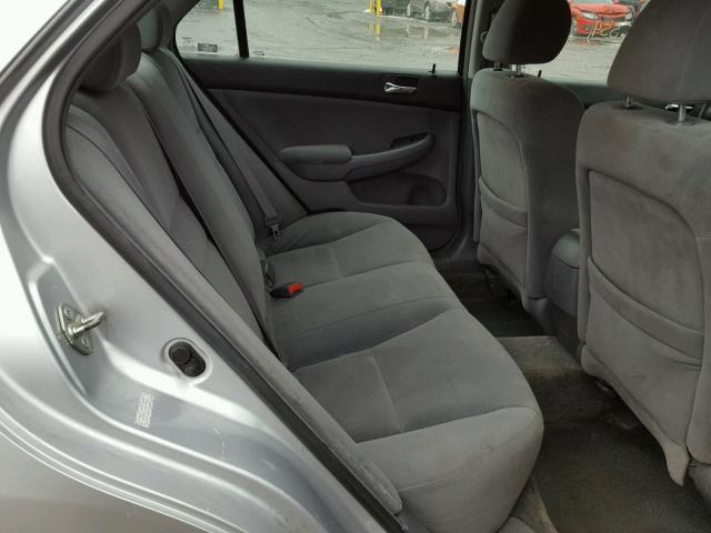 1HGCM56116A145681 - 2006 HONDA ACCORD VAL SILVER photo 6