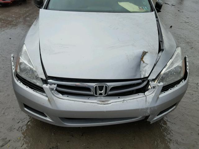 1HGCM56116A145681 - 2006 HONDA ACCORD VAL SILVER photo 9