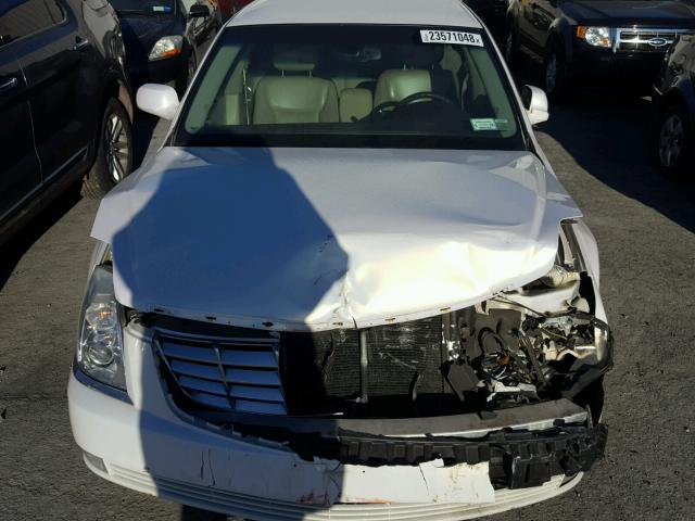 1G6KD57Y87U156489 - 2007 CADILLAC DTS WHITE photo 7