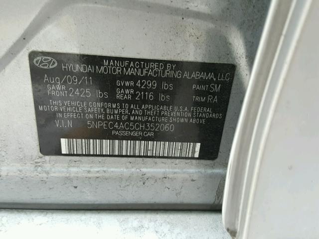 5NPEC4AC5CH352060 - 2012 HYUNDAI SONATA SE SILVER photo 10