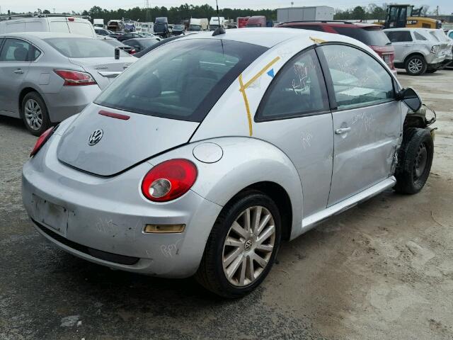 3VWPW31C08M508286 - 2008 VOLKSWAGEN NEW BEETLE ვერცხლისფერი ფოტო 4