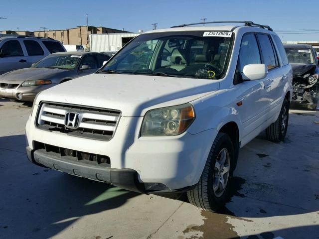 2HKYF18596H524881 - 2006 HONDA PILOT EX WHITE photo 2