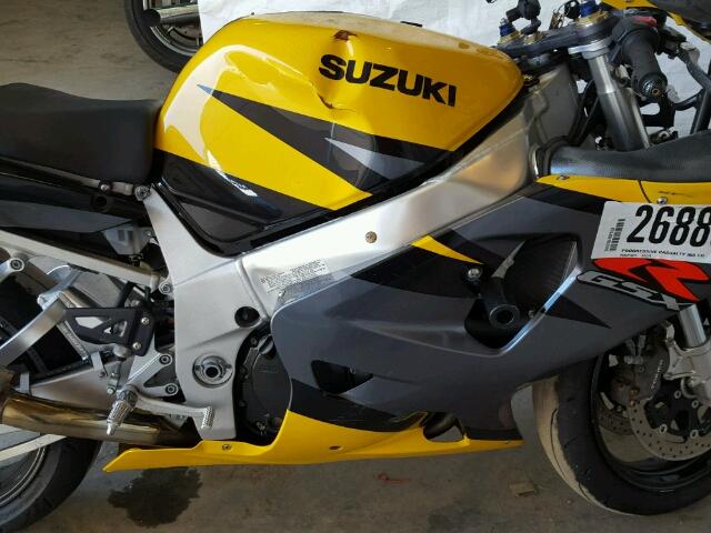 JS1GR7HA932105309 - 2003 SUZUKI GSX-R750 YELLOW photo 7