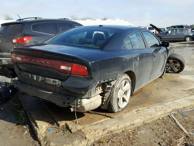 2C3CDXBGXEH134767 - 2014 DODGE CHARGER SE BLACK photo 4