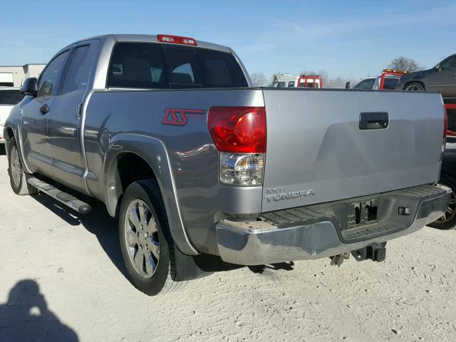 5TFRV54178X057081 - 2008 TOYOTA TUNDRA DOU SILVER photo 3