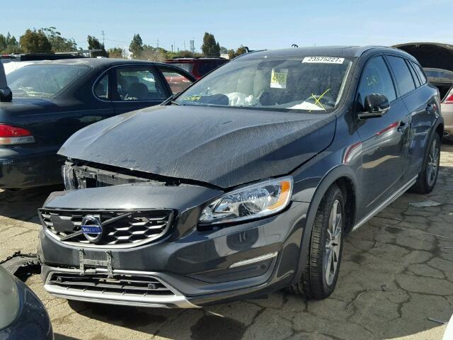 YV4612HK8F1000241 - 2015 VOLVO V60 CROSS CHARCOAL photo 2