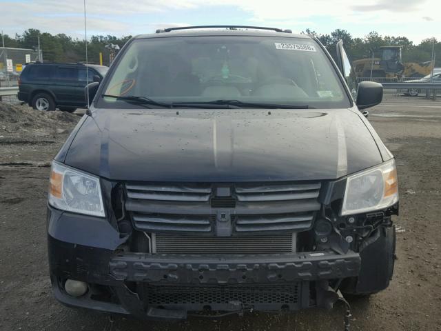 2D8HN44E49R627063 - 2009 DODGE GRAND CARA BLACK photo 8