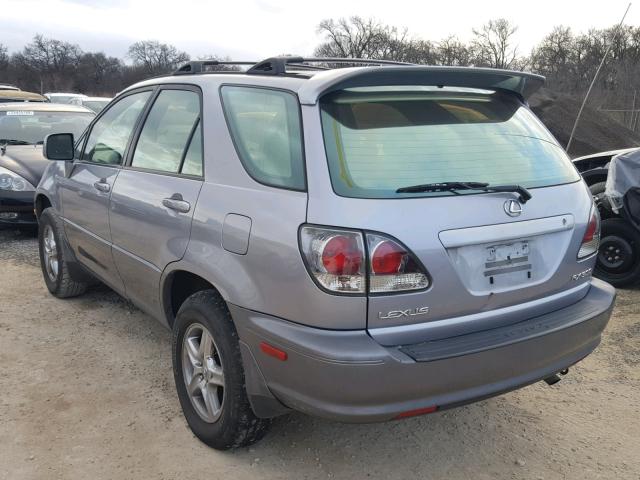 JTJHF10U920292256 - 2002 LEXUS RX 300 SILVER photo 3