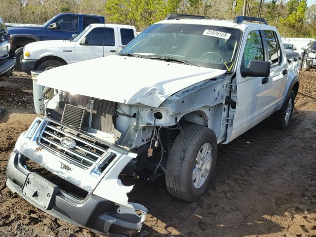 1FMEU3BE7AUA38657 - 2010 FORD EXPLORER S WHITE photo 2