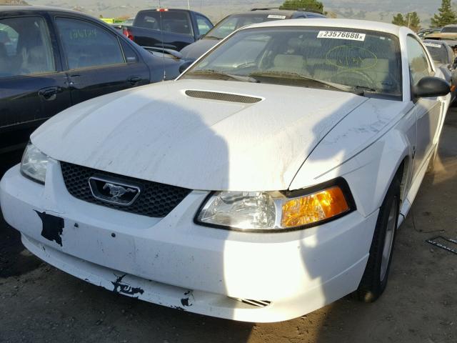 1FAFP4048XF125079 - 1999 FORD MUSTANG WHITE photo 2