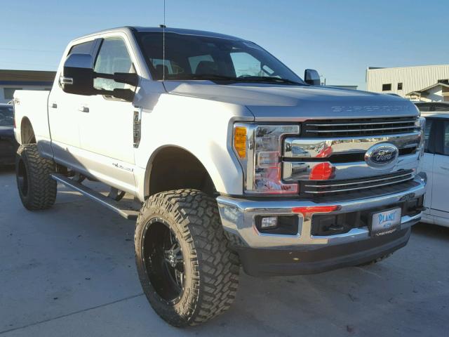 1FT7W2BT1HEB99977 - 2017 FORD F250 SUPER SILVER photo 1