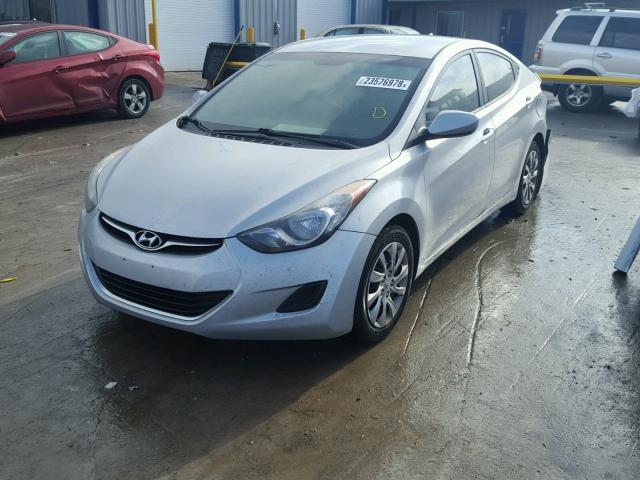 5NPDH4AE6BH030282 - 2011 HYUNDAI ELANTRA GL SILVER photo 2