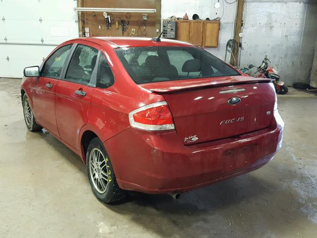1FAHP3FN4AW191204 - 2010 FORD FOCUS SE RED photo 3