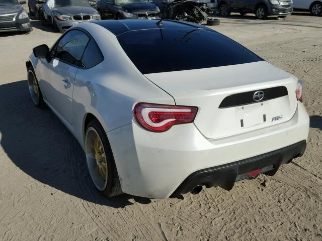 JF1ZNAA16E9704301 - 2014 TOYOTA SCION FR-S WHITE photo 3