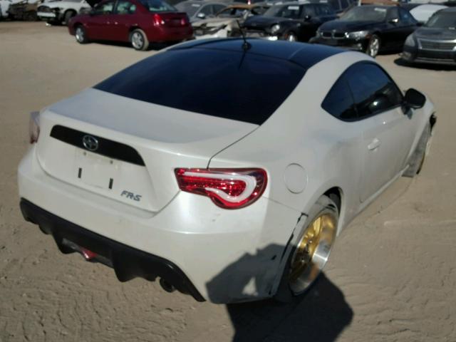 JF1ZNAA16E9704301 - 2014 TOYOTA SCION FR-S თეთრი ფოტო 4