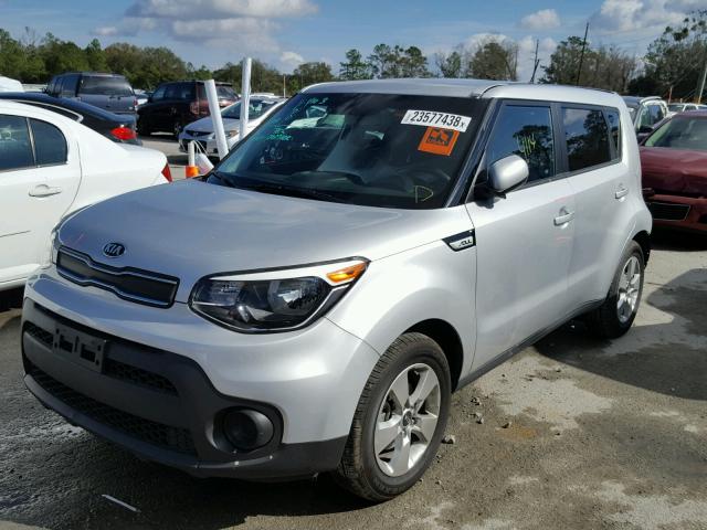 KNDJN2A28H7484116 - 2017 KIA SOUL SILVER photo 2