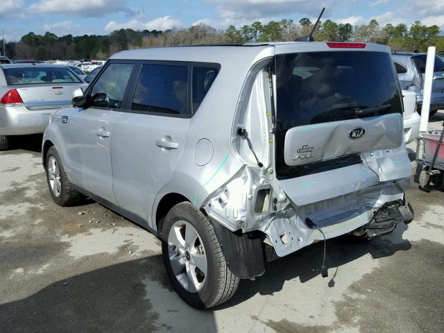 KNDJN2A28H7484116 - 2017 KIA SOUL SILVER photo 3