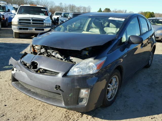 JTDKN3DU4B5372651 - 2011 TOYOTA PRIUS GRAY photo 2