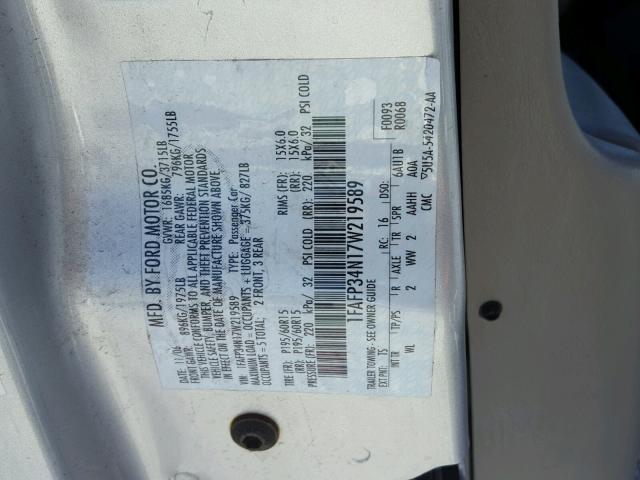 1FAFP34N17W219589 - 2007 FORD FOCUS ZX4 SILVER photo 10