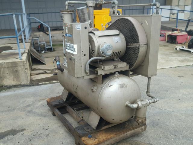 3279788 - 1985 OTHE COMPRESSOR WHITE photo 1