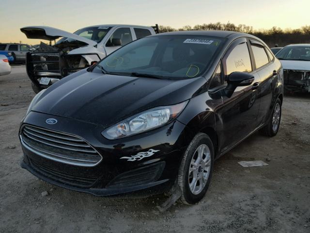 3FADP4BJ4GM188495 - 2016 FORD FIESTA SE BLACK photo 2