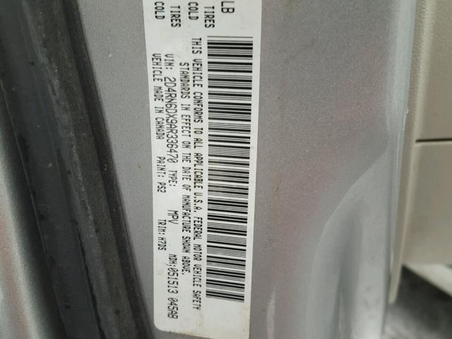 2D4RN6DX9AR336470 - 2010 DODGE GRAND CARA SILVER photo 10