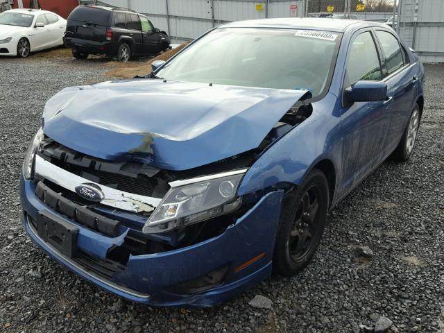 3FAHP0HA4AR334325 - 2010 FORD FUSION SE BLUE photo 2