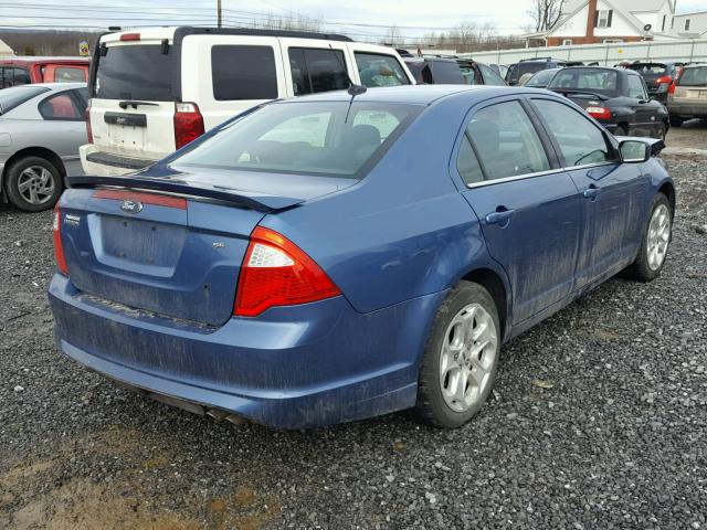 3FAHP0HA4AR334325 - 2010 FORD FUSION SE BLUE photo 4