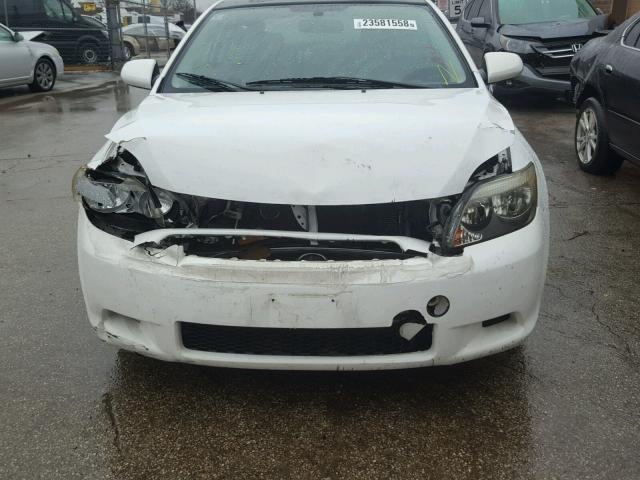 JTKDE177570201231 - 2007 TOYOTA SCION TC 白色 照片 9