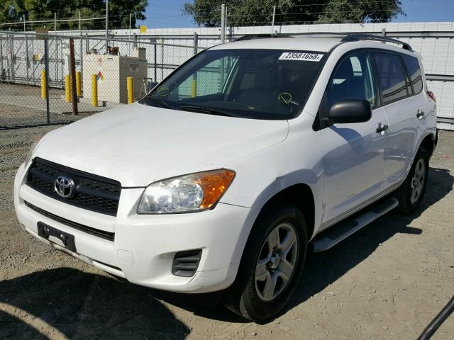 2T3ZF4DV0AW048226 - 2010 TOYOTA RAV4 WHITE photo 2