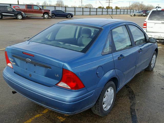 1FAFP33PXYW361735 - 2000 FORD FOCUS LX BLUE photo 4