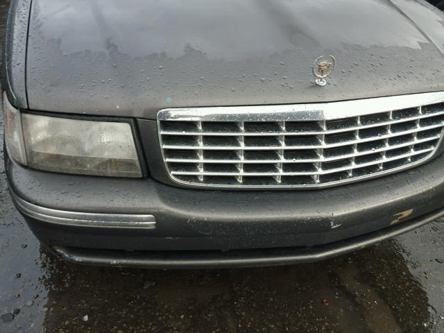 1G6KD54YXXU756984 - 1999 CADILLAC DEVILLE GRAY photo 9