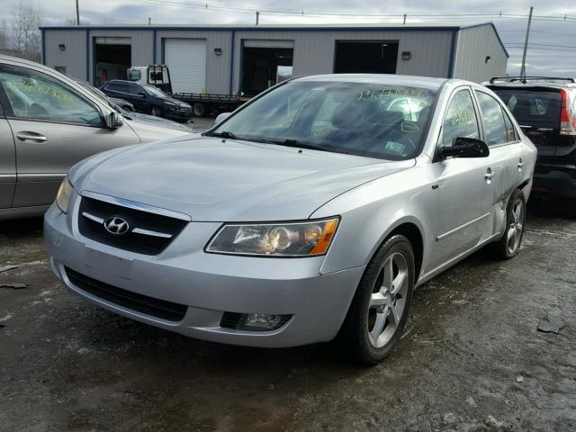 5NPEU46F47H268270 - 2007 HYUNDAI SONATA SE SILVER photo 2