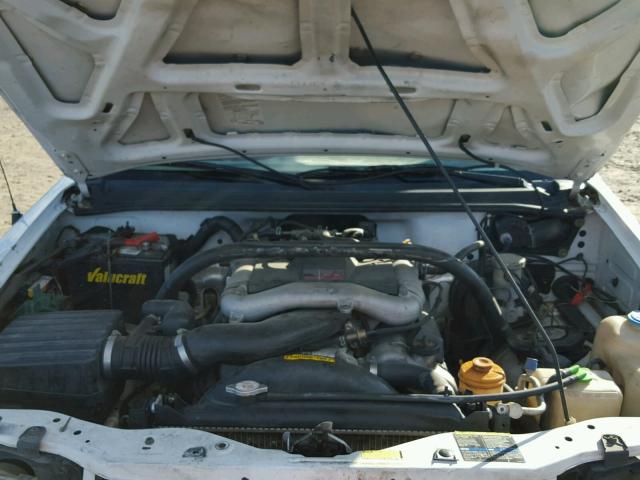 2CNBJ134246917508 - 2004 CHEVROLET TRACKER WHITE photo 7