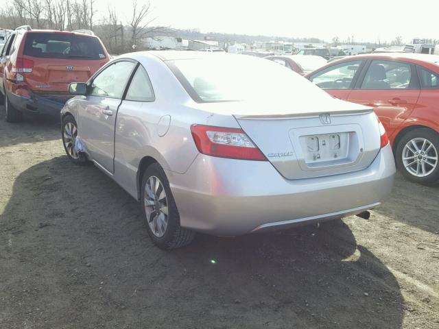 2HGFG12608H545377 - 2008 HONDA CIVIC LX SILVER photo 3