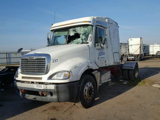 1FUBA5CV64PM19180 - 2004 FREIGHTLINER CONVENTION WHITE photo 2