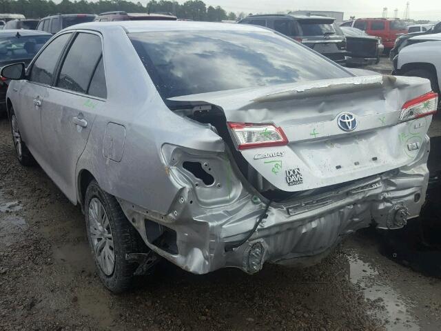 4T1BD1FK9CU034233 - 2012 TOYOTA CAMRY HYBR SILVER photo 3