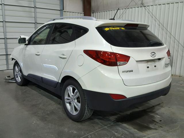 KM8JU3AC2CU458814 - 2012 HYUNDAI TUCSON GLS WHITE photo 3