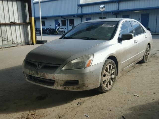 1HGCM66816A046720 - 2006 HONDA ACCORD EX SILVER photo 2