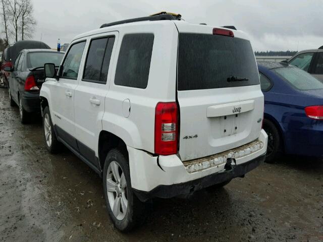 1C4NJRFB1FD417452 - 2015 JEEP PATRIOT LA WHITE photo 3