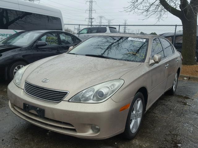 JTHBA30GX55104511 - 2005 LEXUS ES 330 GOLD photo 2