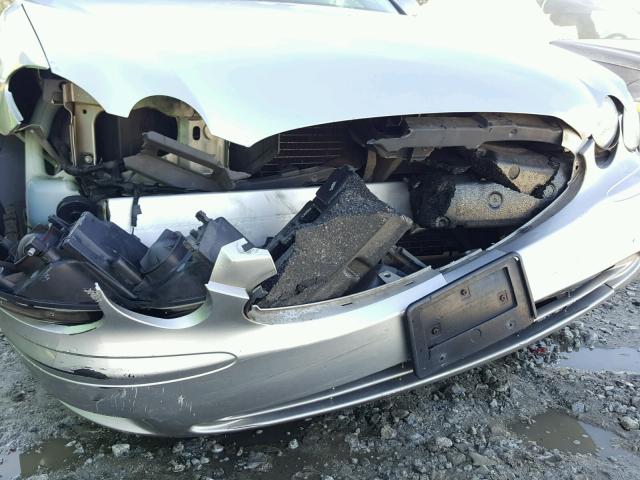 2G4WC582361228149 - 2006 BUICK LACROSSE C SILVER photo 9