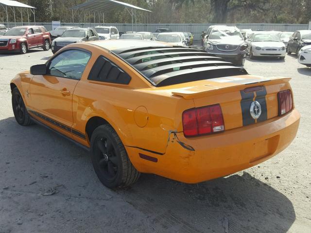 1ZVFT80N975337496 - 2007 FORD MUSTANG ORANGE photo 3