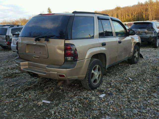 1GNDT13S872187568 - 2007 CHEVROLET TRAILBLAZE GOLD photo 4