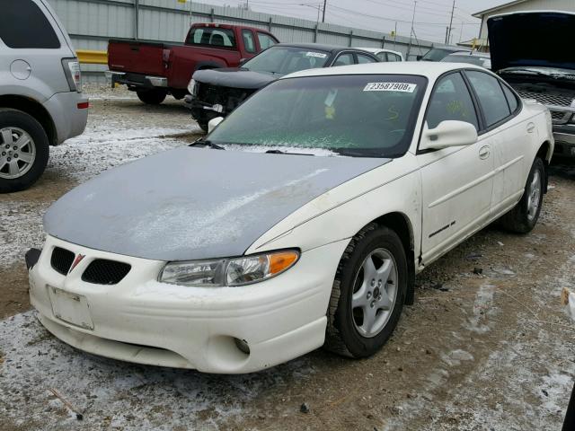 1G2WK52J12F128517 - 2002 PONTIAC GRAND PRIX WHITE photo 2