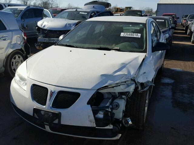 1G2ZG58N874261500 - 2007 PONTIAC G6 BASE WHITE photo 2