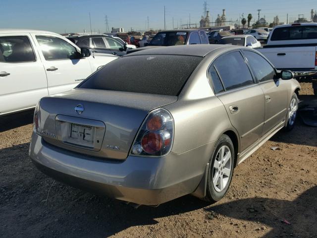 1N4AL11D13C113600 - 2003 NISSAN ALTIMA BAS GOLD photo 4